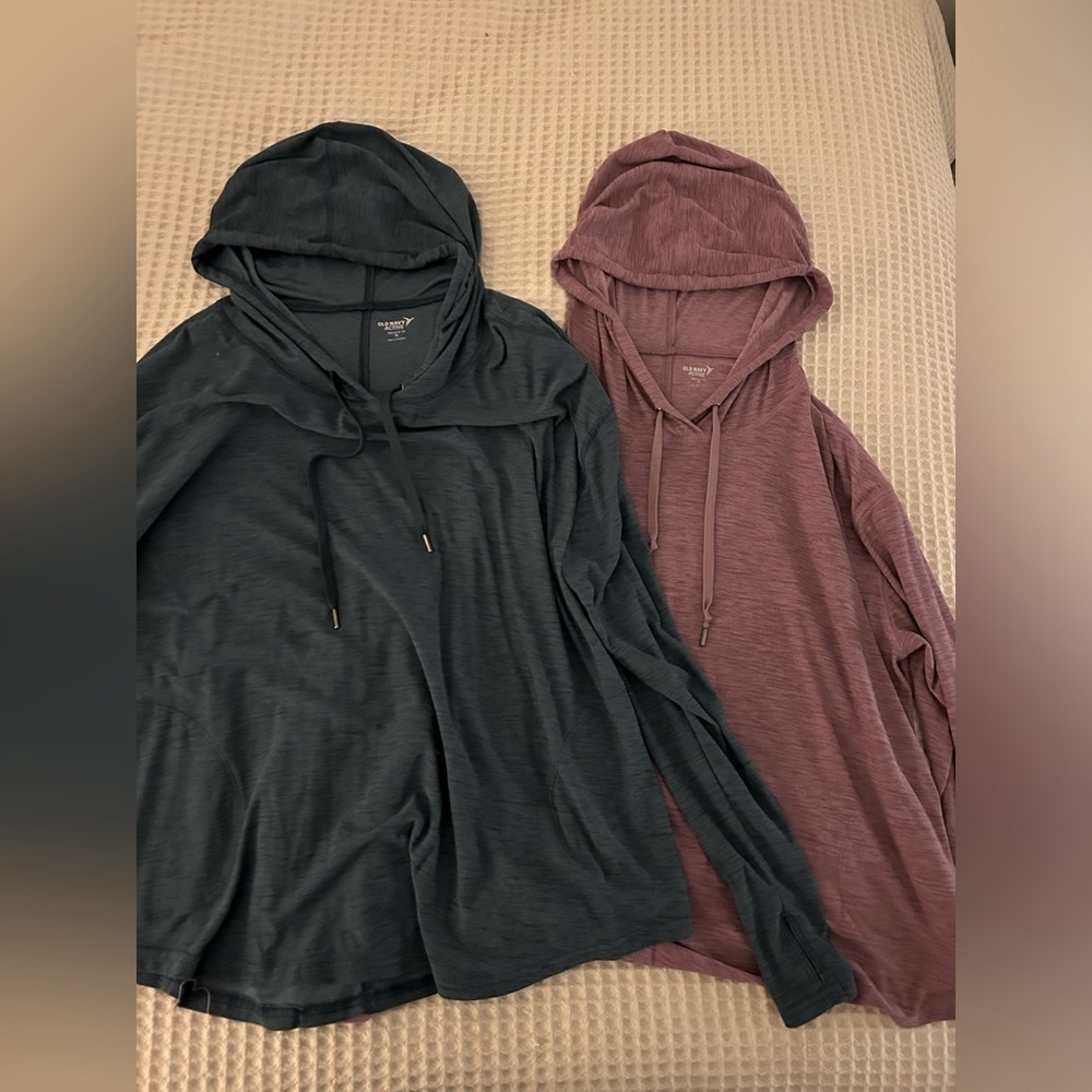 BUNDLE OF 2, Old Navy Active Pull overs